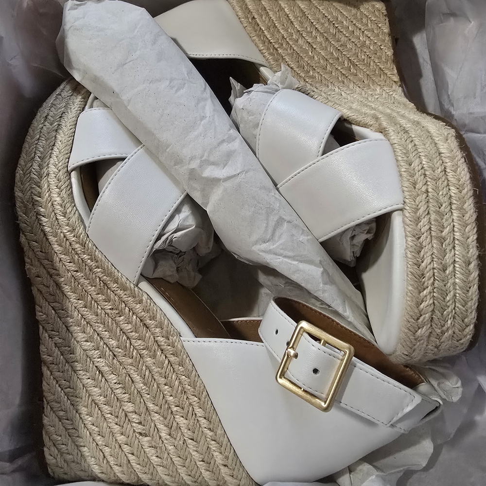 Lisa Vicky Chic White Wedge Sandals with Gold Buckle